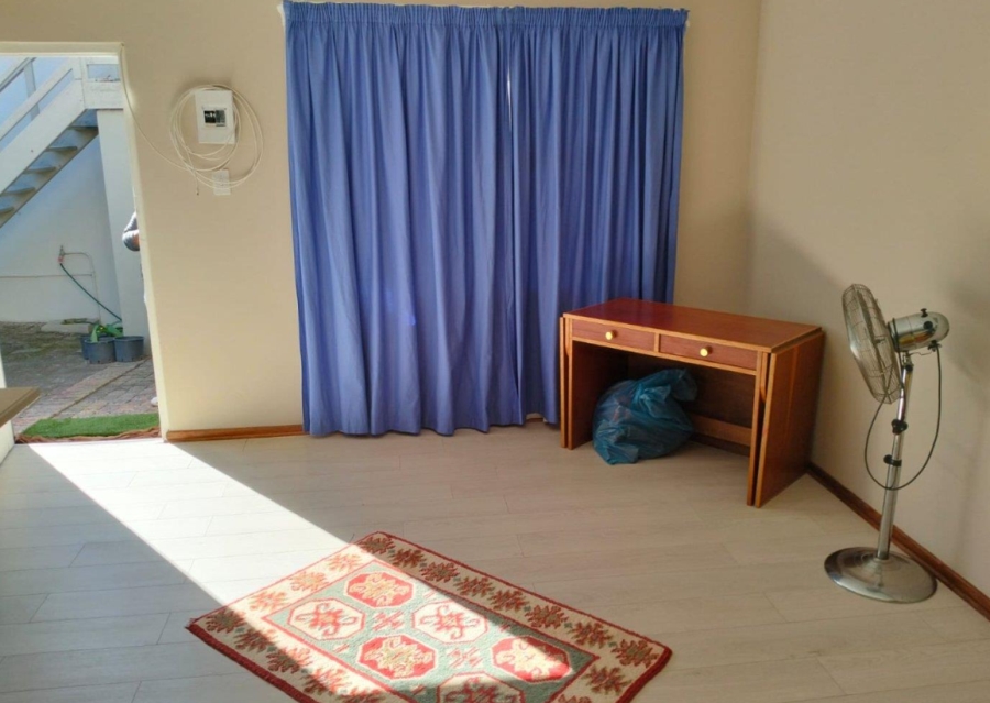 4 Bedroom Property for Sale in Hartenbos Central Western Cape